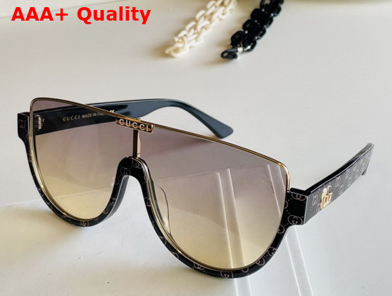 Gucci Oval Sunglasses with Chain Replica