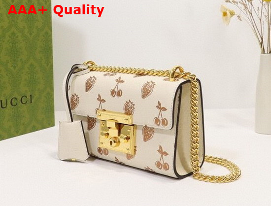 Gucci Padlock Small Berry Shoulder Bag in White Leather 409487 Replica