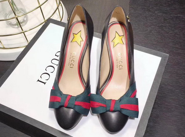 Gucci Point Toe Pump with a Grosgrain Web Bow Black Leather