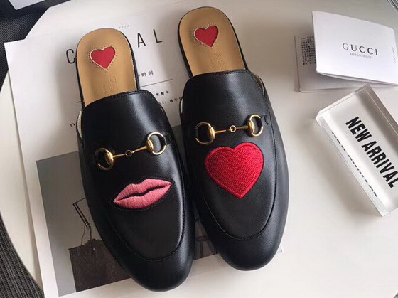 Gucci Princetown Leather Slipper in Black Leather with Embroidered Appliques