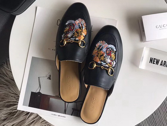 Gucci Princetown Leather Slipper in Black Leather with Embroidered Tigar