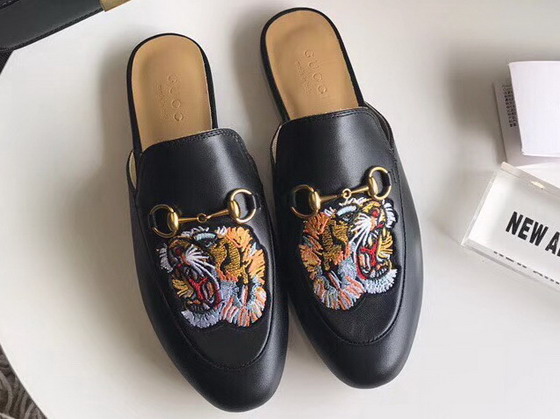 Gucci Princetown Leather Slipper in Black Leather with Embroidered Tigar