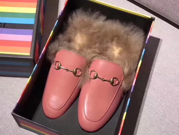 Gucci Princetown Leather Slipper in Pink Trimmed with Lamb Fur