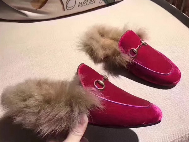 Gucci Princetown Velvet Slipper in Fuchsia Trimmed with Lamb Fur