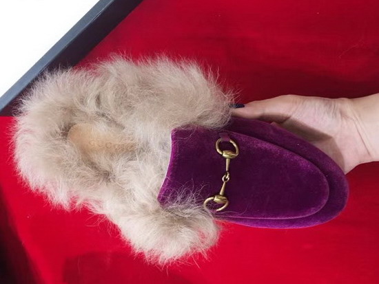 Gucci Princetown Velvet Slipper in Purple Velvet