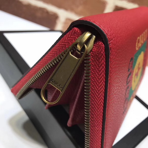 Gucci Print Leather Zip Around Wallet in Hibiscus Red Leather with Gucci Vintage Logo