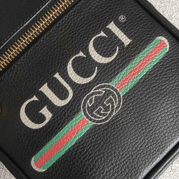 Gucci Print Messenger Bag in Black Leather with Gucci Vintage Logo