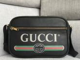 Gucci Print Shoulder Bag in Black Leather with Gucci Vintage Logo