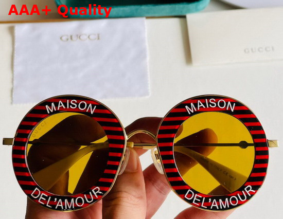 Gucci Round Sunglasses with Stripes Details Replica