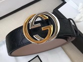 Gucci Signature Leather Belt in Black with Two Tone Interlocking G Buckle