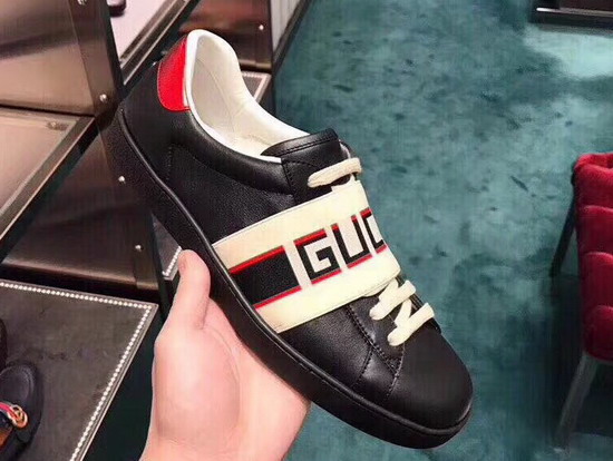 Gucci Stripe Leather Sneaker in Black Leather