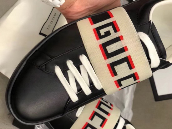 Gucci Stripe Leather Sneaker in Black Leather