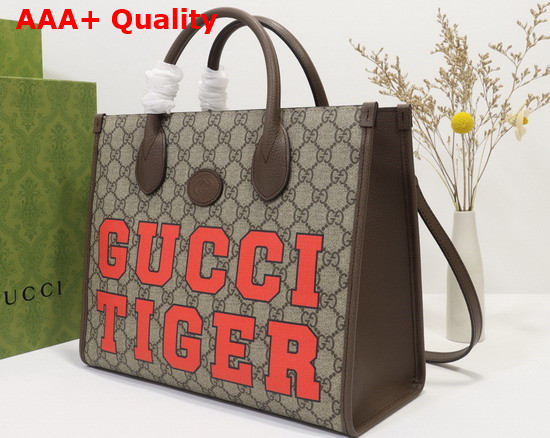 Gucci Tiger GG Small Tote Bag Beige and Ebony GG Supreme 659983 Replica