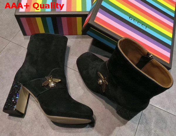 Gucci Velvet Ankle Boot with Bee in Black Velvet Replica