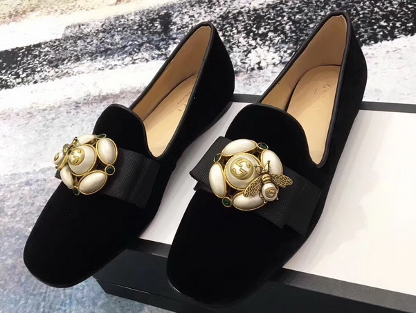 Gucci Velvet Ballet Flat with Bee in Black Velvet