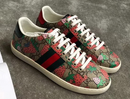 Gucci Womens Ace GG Gucci Strawbery Sneaker 433900