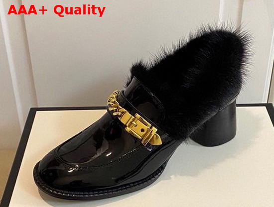 Gucci Womens Mid Heel Loafer with Chain and Mink Fur Black Patent Leather Replica