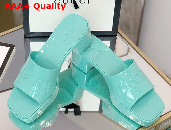 Gucci Womens Rubber Slide Sandal in Green Rubber 624730 Replica