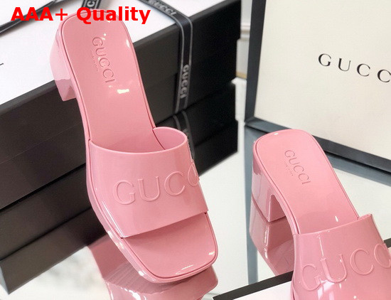 Gucci Womens Rubber Slide Sandal in Pastel Pink Rubber 624730 Replica