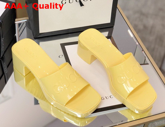 Gucci Womens Rubber Slide Sandal in Yellow Rubber 624730 Replica