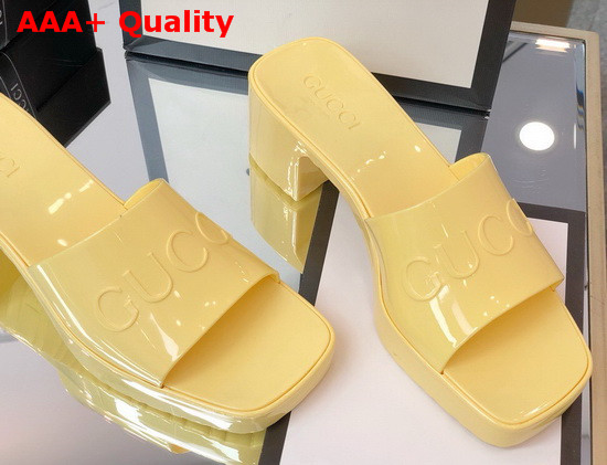 Gucci Womens Rubber Slide Sandal in Yellow Rubber 624730 Replica