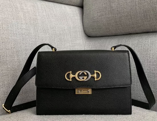 Gucci Zumi Grainy Leather Small Shoulder Bag in Black Grainy Leather 576388