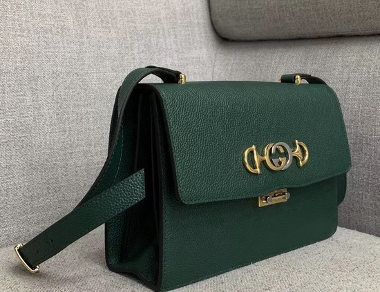 Gucci Zumi Grainy Leather Small Shoulder Bag in Dark Green Grainy Leather 576388