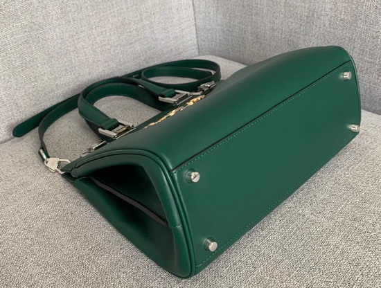 Gucci Zumi Smooth Leather Small Top Handle Bag in Dark Green Smooth Leather 569712