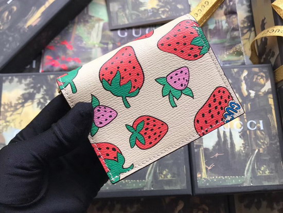 Gucci Zumi Strawberry Print Card Case Wallet