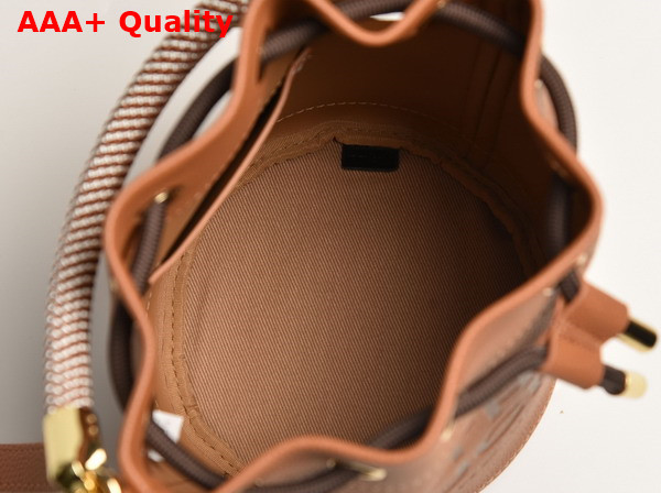 Marc Jacobs The Leather Bucket Bag in Argan Oil Full Grain Leather Replica