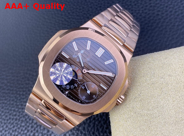 Patek Philippe Nautilus Watch Self Winding Mechanical Movement Sunburst Brown Dial Rose Gold Case 5712 1R 001 Replica