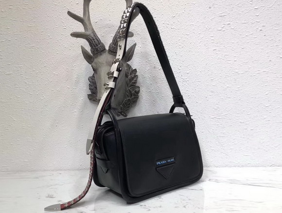 Prada Leather Shoulder Bag in Black Calfskin Leather