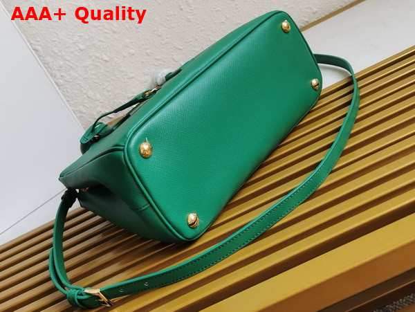 Prada Medium Prada Galleria Saffiano Leather Bag in Green 1BA863 Replica