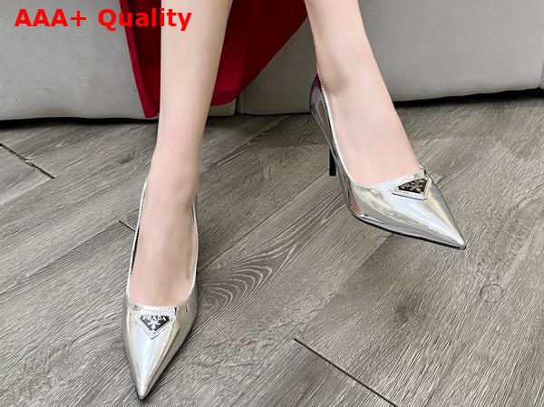 Prada Metallic Leather Pumps in Silver 1I001N Replica