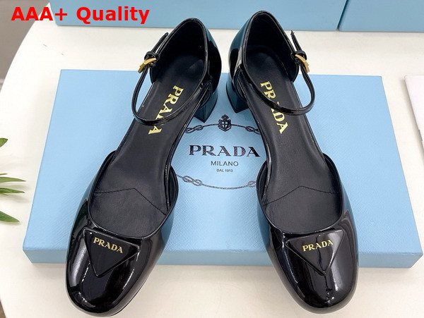 Prada Patent Leather Pumps in Black 1I352N Replica