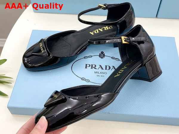 Prada Patent Leather Pumps in Black 1I352N Replica