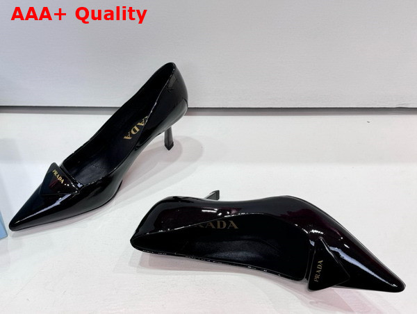 Prada Patent Leather Pumps in Black Replica