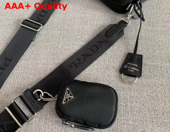 Prada Re Edition 2005 Nylon Shoulder Bag Black Nylon and Saffiano Leather Replica