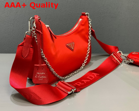 Prada Re Edition 2005 Nylon Shoulder Bag in Red Replica