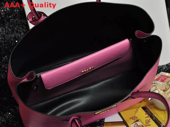 Prada Saffiano Cuir Leather Tote in Pink Replica