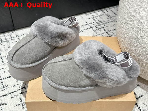 UGG Womens Funkette Slipper in Grey Replica