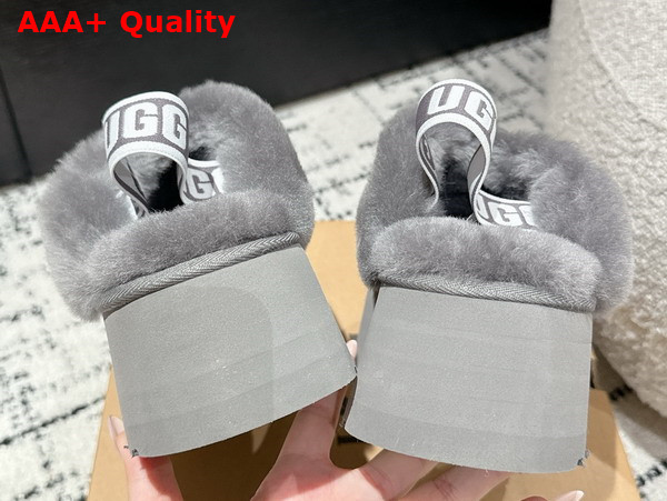 UGG Womens Funkette Slipper in Grey Replica