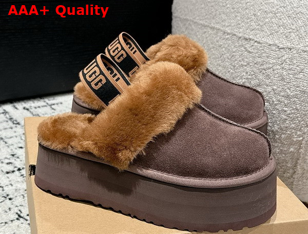 UGG Womens Funkette Slipper in Hickory Replica