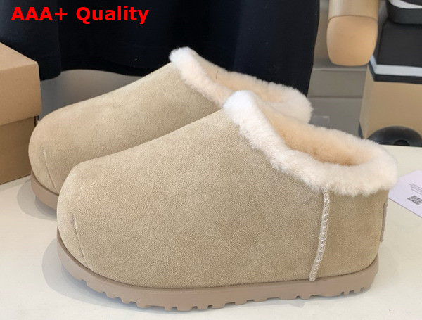 UGG Womens Pumped Slide in Mustard Seed Replica