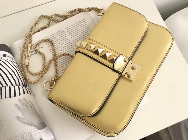 Valentino Garavani Chain Cross Body Bag in Gold Metallic Lambskin Leather For Sale