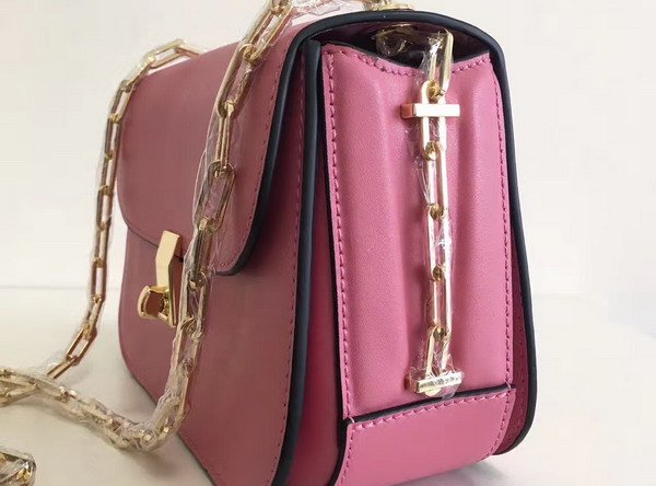 Valentino Garavani Chain Cross Body Bag in Pink Calfskin For Sale