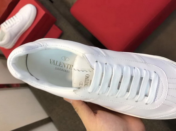 Valentino Garavani Flycrew Sneaker in White Nappa Leather For Sale