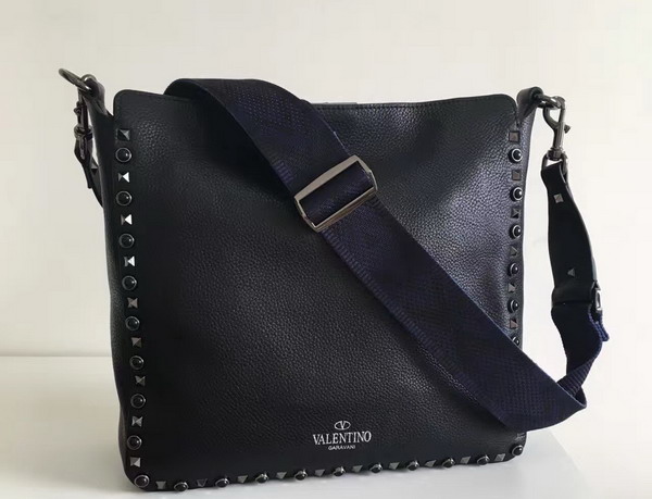 Valentino Garavani Guitar Rockstud Rolling Hobo Bag in Black Calfskin For Sale