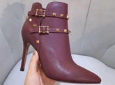 Valentino Garavani Rockstud Bootie in Dark Red Calfskin Leather For Sale