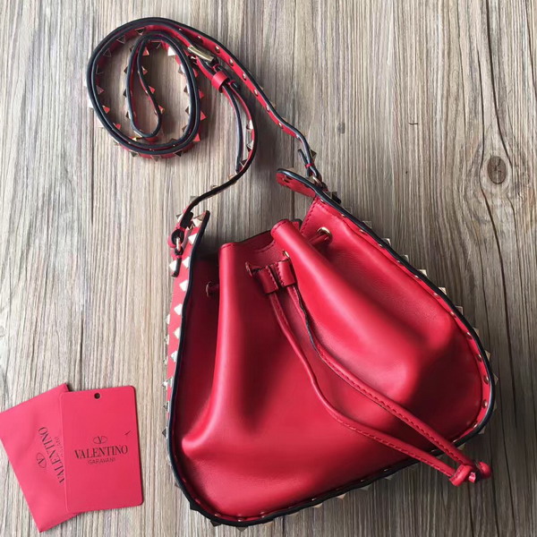 Valentino Garavani Rockstud Bucket Bag in Red Calfskin For Sale